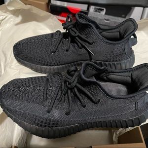 Yeezy Boost 350 V2 -SOLD